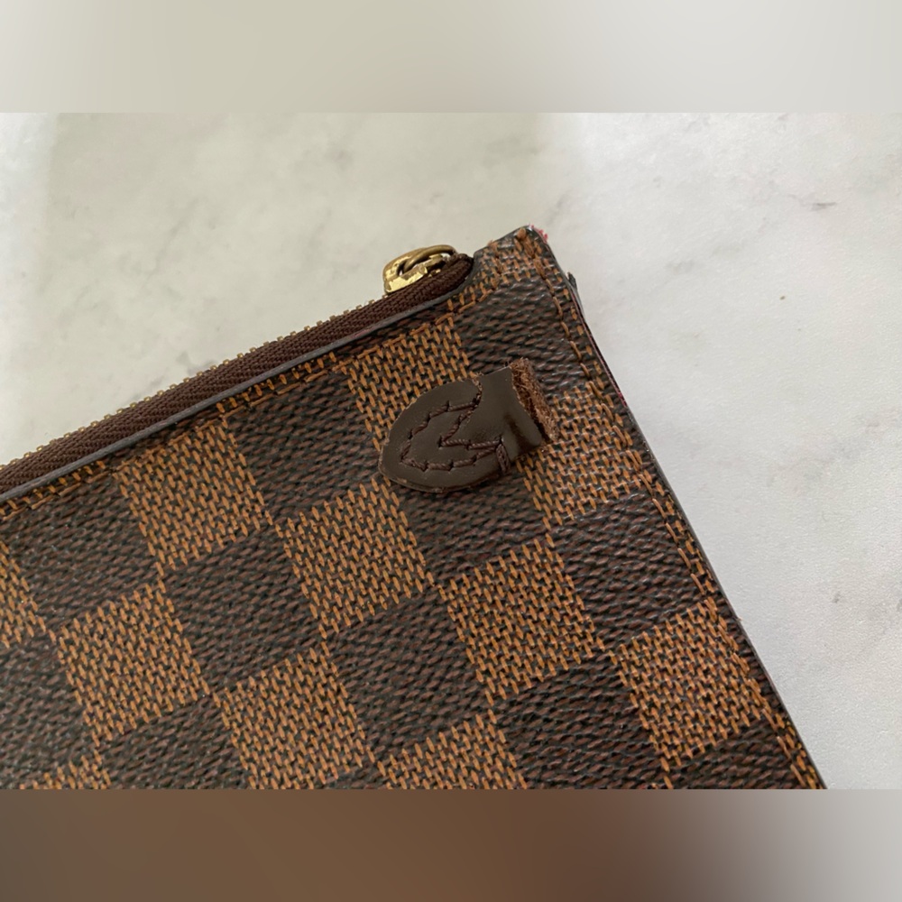 Louis Vuitton Neverfull GM Pouch - Picture 3 of 10